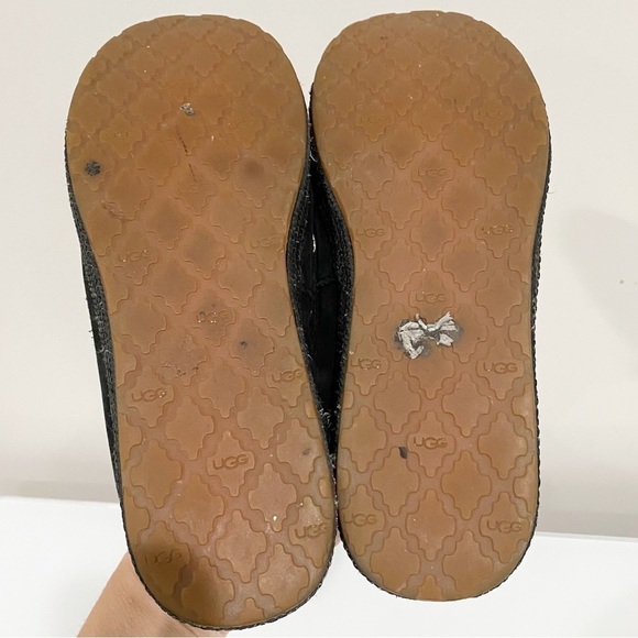 UGG Drina Beaded Bow Leather Slip On Fringe Moccasin Loafer Flats Black Size 6 - Picture 11 of 14